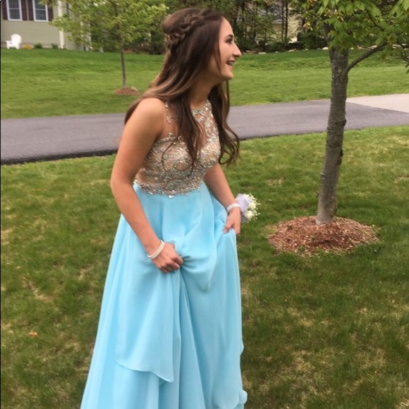 Prom Dress - Picture 3 of 3